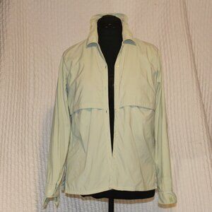 TravelSmith Women's Button up Shirt Vented Nylon Hidden Pockets Sz SP